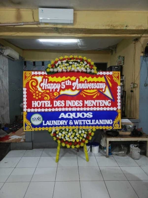 Papan Bunga di Warakas